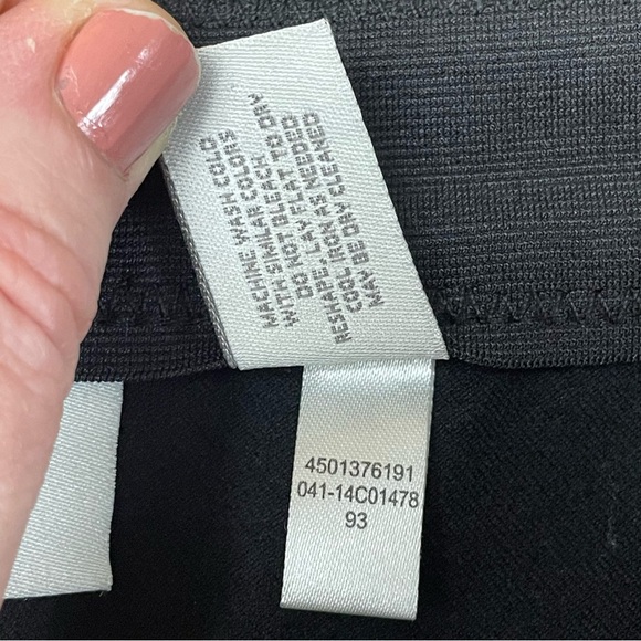 Chico's So Slimming Ankle Pants Size  1 Black Stretch  Denim Slim Leg - Picture 9 of 10